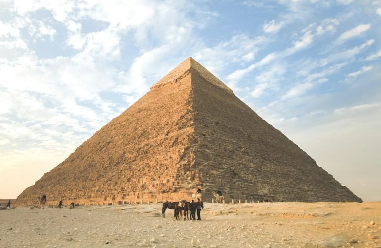 The Ultimate Grand Egyptian Museum (GEM) Visitor Guide (2026 Updated)